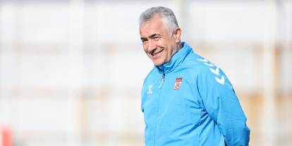 Altıparmak’tan Emir: Sakin Olun Golü Atın!