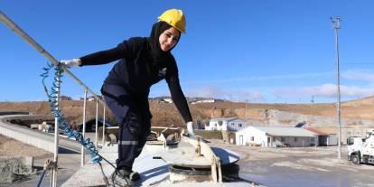 Ağır vasıtada kadın gücünü gösteriyor