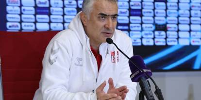 Mehmet Altıparmak’tan hakem tepkisi!