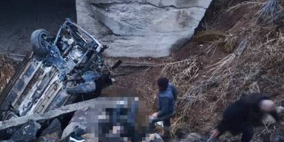 Sivas'ta otomobil menfeze devrildi; 1 ölü, 2 yaralı