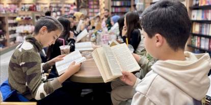 Öğretmenler "kitap tahlili" ile öğrencilere okuma alışkanlığı kazandırıyor
