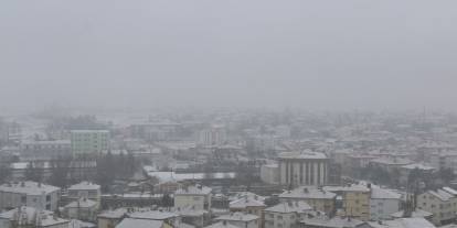 Şarkışla beyaz örtüsünü bürüdü