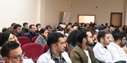 İletişimin mesleki başarıdaki rolü SCÜ’de masaya yatırıldı