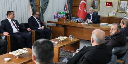 Şehit Ailelerinden Başkan Uzun’a teşekkür ziyareti