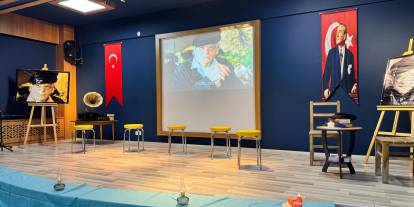 Sivas'ta en uzun gecede Atilla İlhan şiirleri yankılandı