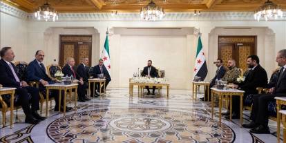 2 Bakan 1 Başkan Suriye lideri Şara ile görüştü