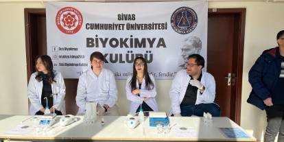 SCÜ’lü öğrenciler parfümün moleküler dünyasını keşfetti