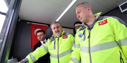 Destici: "Sivas Belediyesi ilk 3 arasında"