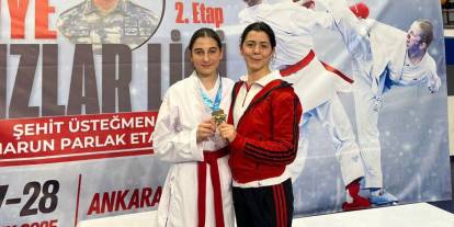 Sivaslı karatecilerden büyük başarı