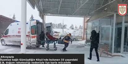 Sivas'ta karda mahsur kalan hamile kadın ekiplerin müdahalesiyle kurtarıldı