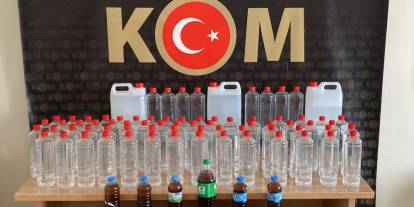 Sivas’ta kaçak alkol operasyonu: İş yerine baskın