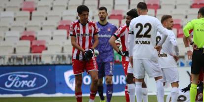 Özkan Yiğiter’den taraftara özür mesajı