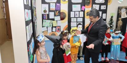 Miniklerden “Heybemdeki Kitap” sergisi