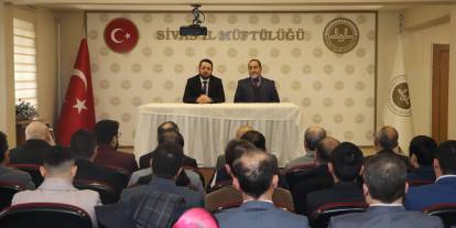Sivas’ta din görevlilerine katılım belgesi