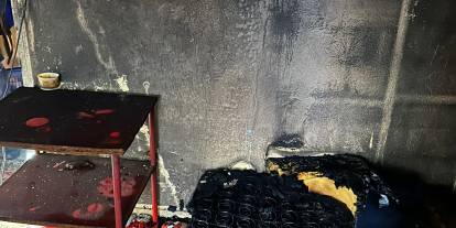 Tek başına yaşadığı evde çıkan yangında öldü