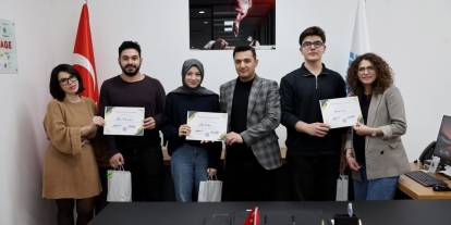 SBTÜ'de İngilizce başarısı belgelendi