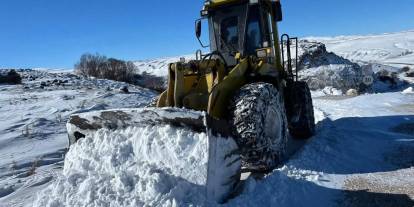 Sivas’ta 143 yerleşim yerinin yolu kapalı