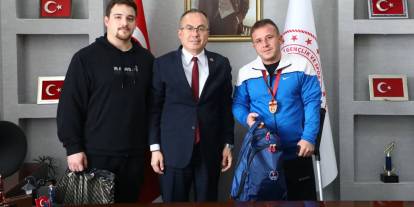 Halterde şampiyonluk sonrası ziyaret