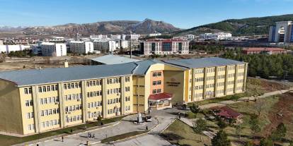 Diş Hekimliği Fakültesi'ne koşullu akreditasyon