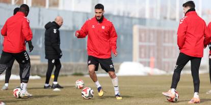 Sivasspor, 3 puan için ter döküyor