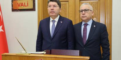 Bakan Tunç, Sivas Valiliğini ziyaret etti