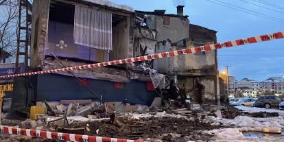 Sivas'ta metruk bina çöktü, mahallede panik yaşandı