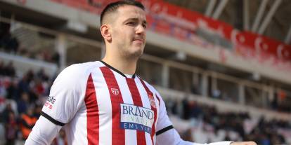 Rey Manaj, Sivasspor'a imzayı yarın atıyor!