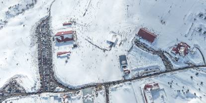 Yıldız Dağı kayakseverlerle doldu