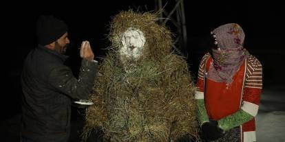 Mahalle sakinleri "köse-gelin" geleneğini yaşatıyor