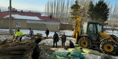 Bir gecede her şeyini kaybetti… Sabah kapısı çalındı