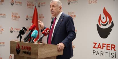 Ümit Özdağ: “Emekli çöpten topluyor, iktidar seyrediyor”