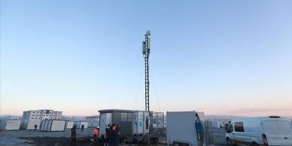 Deprem bölgesinde haberleşme altyapısı yeniden ayağa kaldırılıyor