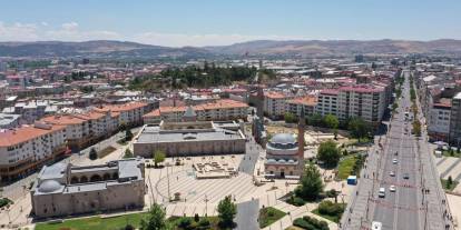 Ah Sivas'ım vah Sivas'ım! 1 yılda 5 bin 606 kişi daha göç etti