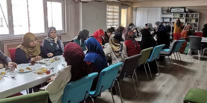 Sivas İHH'dan yetim ve ihtiyaç sahiplerine yemek