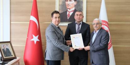 Sivas’ta üniversite–vakıf el ele