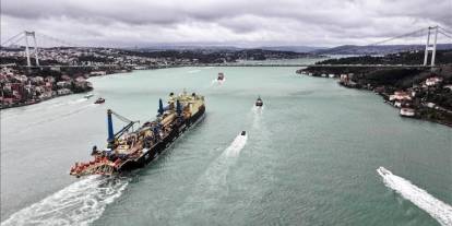 Boğazlardaki gemi hareketliliği artmaya devam ediyor