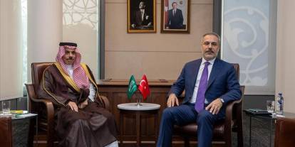 Bakan Fidan mevkidaşı Faysal bin Ferhan ile görüştü