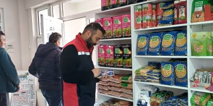Ulaş'ta marketlerde gıda denetimi yapıldı