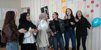 SCÜ Eğitim Fakültesi’nde “sosyal sahne” coşkusu