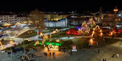 Sivas'ın tarihi meydanına Ramazan sokağı