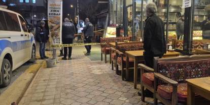 Malatya'da kafe önünde husumetlisi tarafından vuruldu