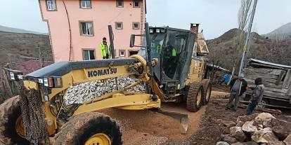 Sivas’ta köy yollarında bakım ve iyileştirme çalışmaları tamamlandı