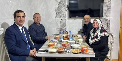 Adem Uzun iftar sofrasında vatandaşların konuğu oldu