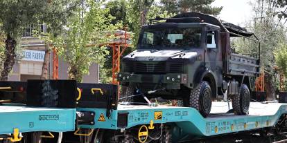 TSK’nın stratejik araçları demiryoluyla güvenle taşınıyor