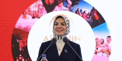 2025 Aile Yılı'nda 1,1 milyon kişiye aile eğitimi