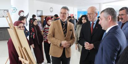 Grafik tasarım öğrencilerinden yıl sonu sergisi