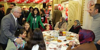 Sivas'ta koruyucu aileler iftarda buluştu