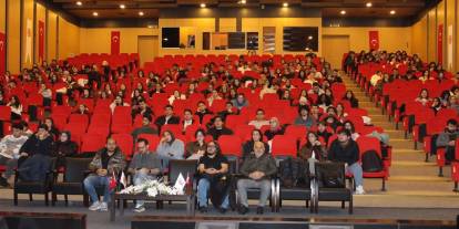 Fulbright Türkiye, Sivas’ta lisansüstü burslarını tanıttı