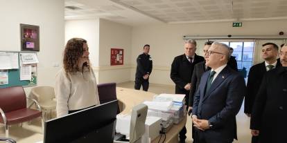 Sivas Valisi, Suşehri Devlet Hastanesi’ni ziyaret etti