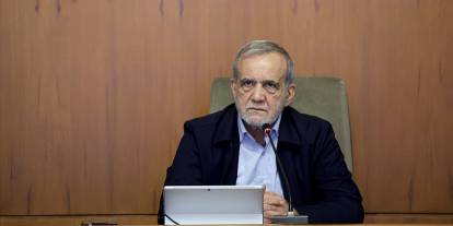 Pezeşkiyan: "Hedef alınan komşu ülkelerden özür diliyorum"